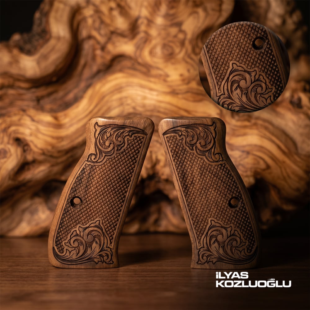 CZ 75 Compact Açık Ceviz Kabza Tam Yüzey Baklava Desenli Kenarları Gravürlü