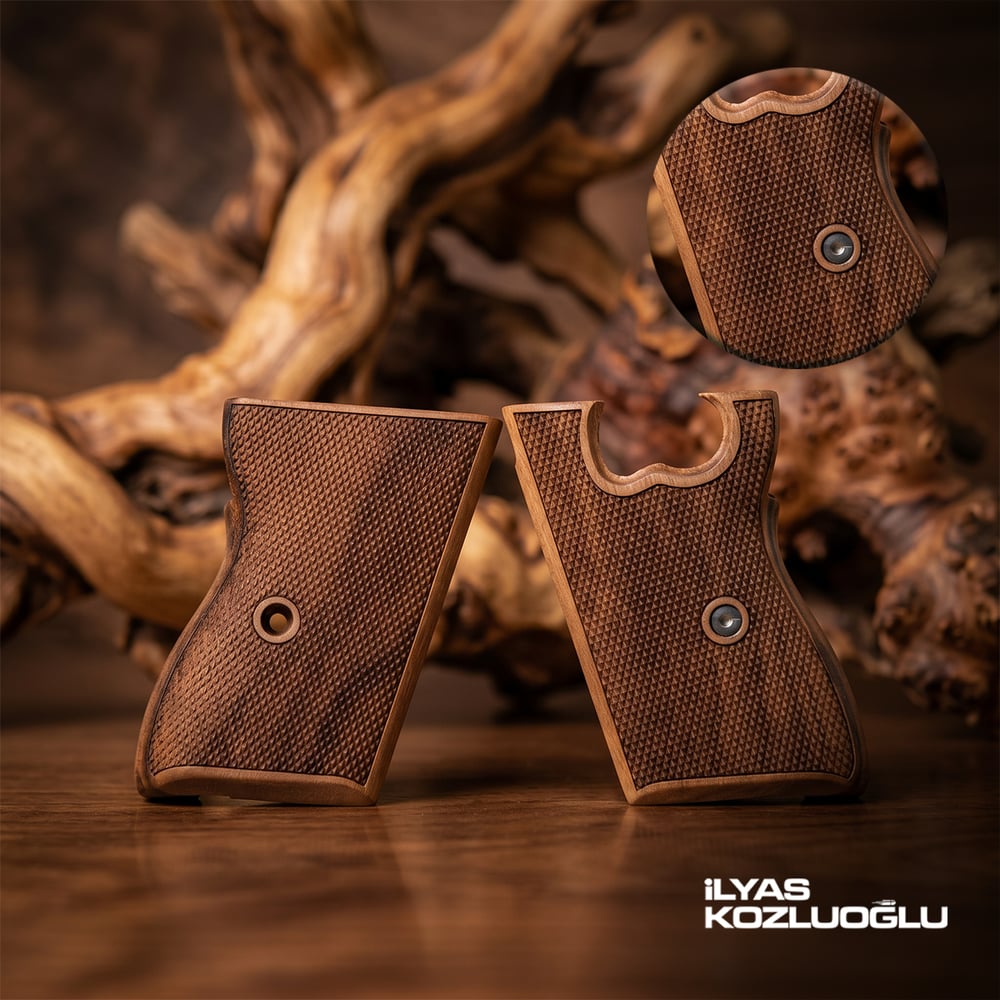 CZ Vzor 50-70 Koyu Ceviz Kabza Tam Yüzey Baklava Desenli Logosuz