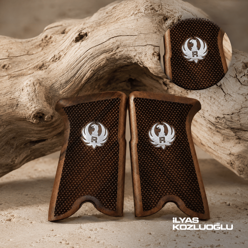 Ruger P85 Koyu Ceviz Kabza Tam Yüzey Baklava Desenli Üzerinde Gümüş Renk Ruger Logolu