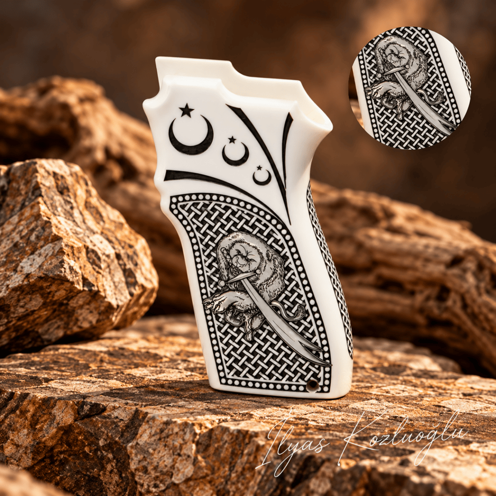 Smith & Wesson 5904 - 5906 Beyaz Pleksi Kabza Tam Yüzey Desenli Üzerinde Özel Tasarım Gümüş Renk Figürlü