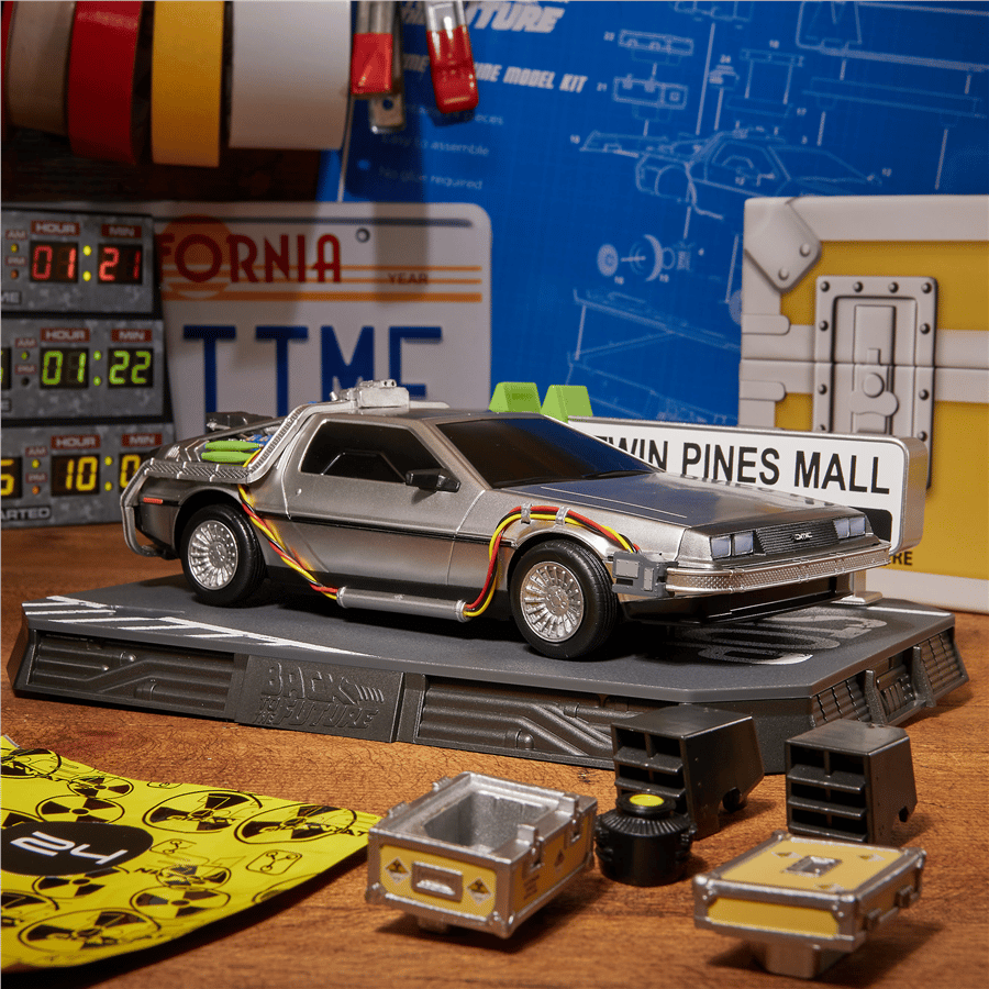 BTTF Countdown Character Delorean - Part 1 Twin Pines