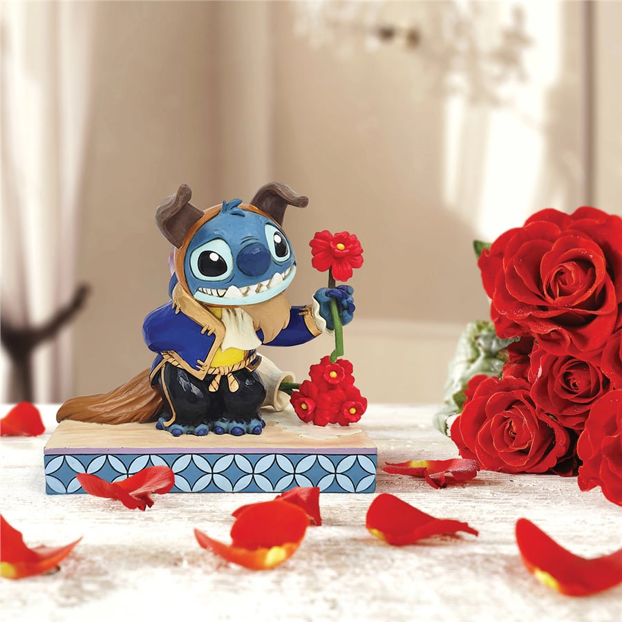 Stitch Canavar Kostümlü Özel Seri Lisanslı Figür
