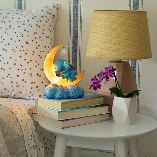 Stitch Ve Scrump On Led Moon Lisanslı Figür Biblo