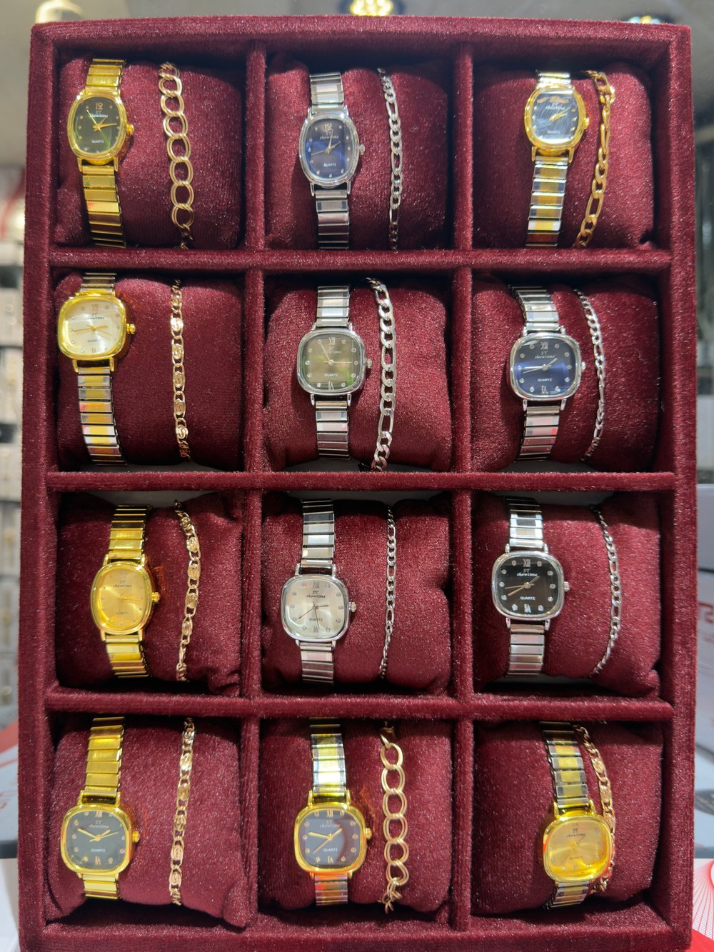 SHOWTİME 12 li Bayan yaylı set ST571