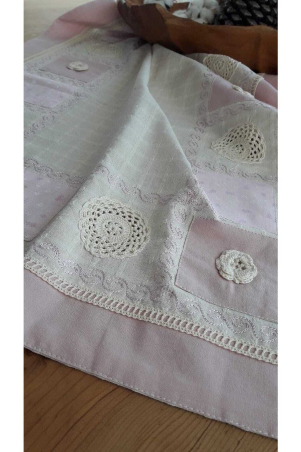 Buldan Pembe El Işi Patchwork Dantelli Naturel Runner