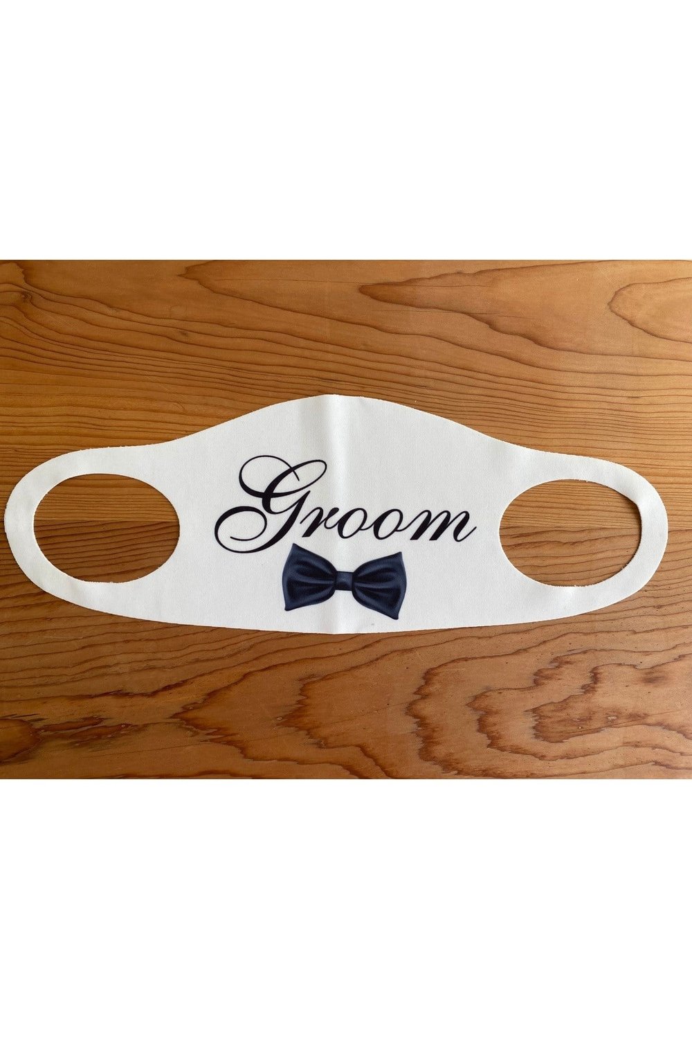 Groom Bez Maske