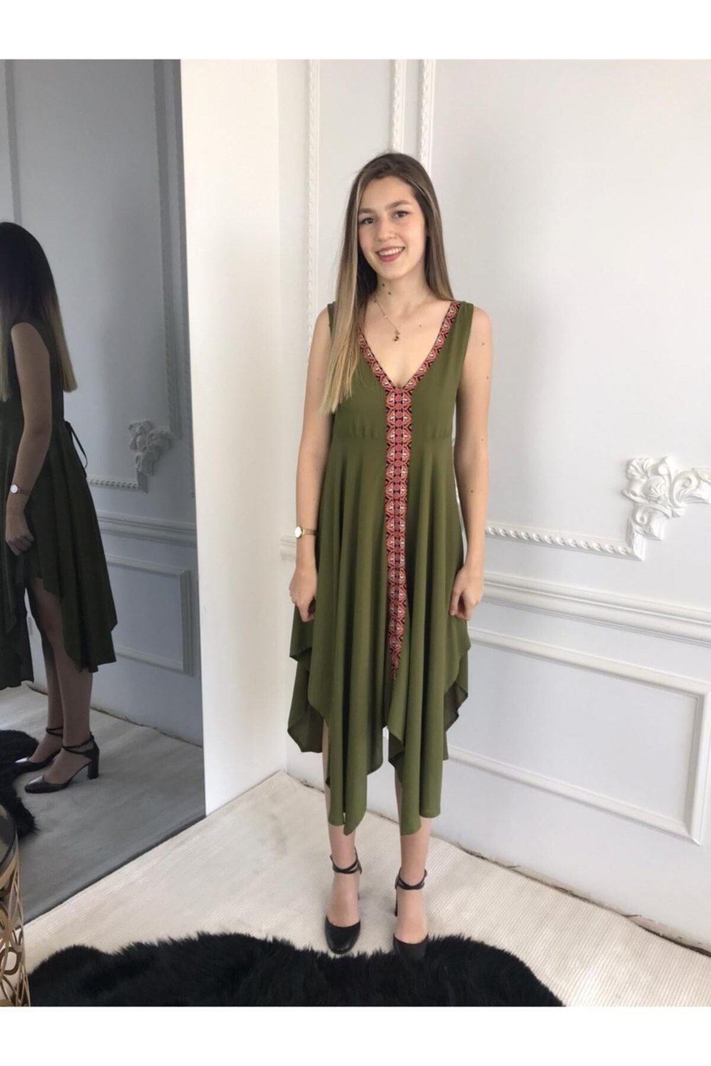Haki Asimetrik Şerit Desen Detaylı Bohem Elbise