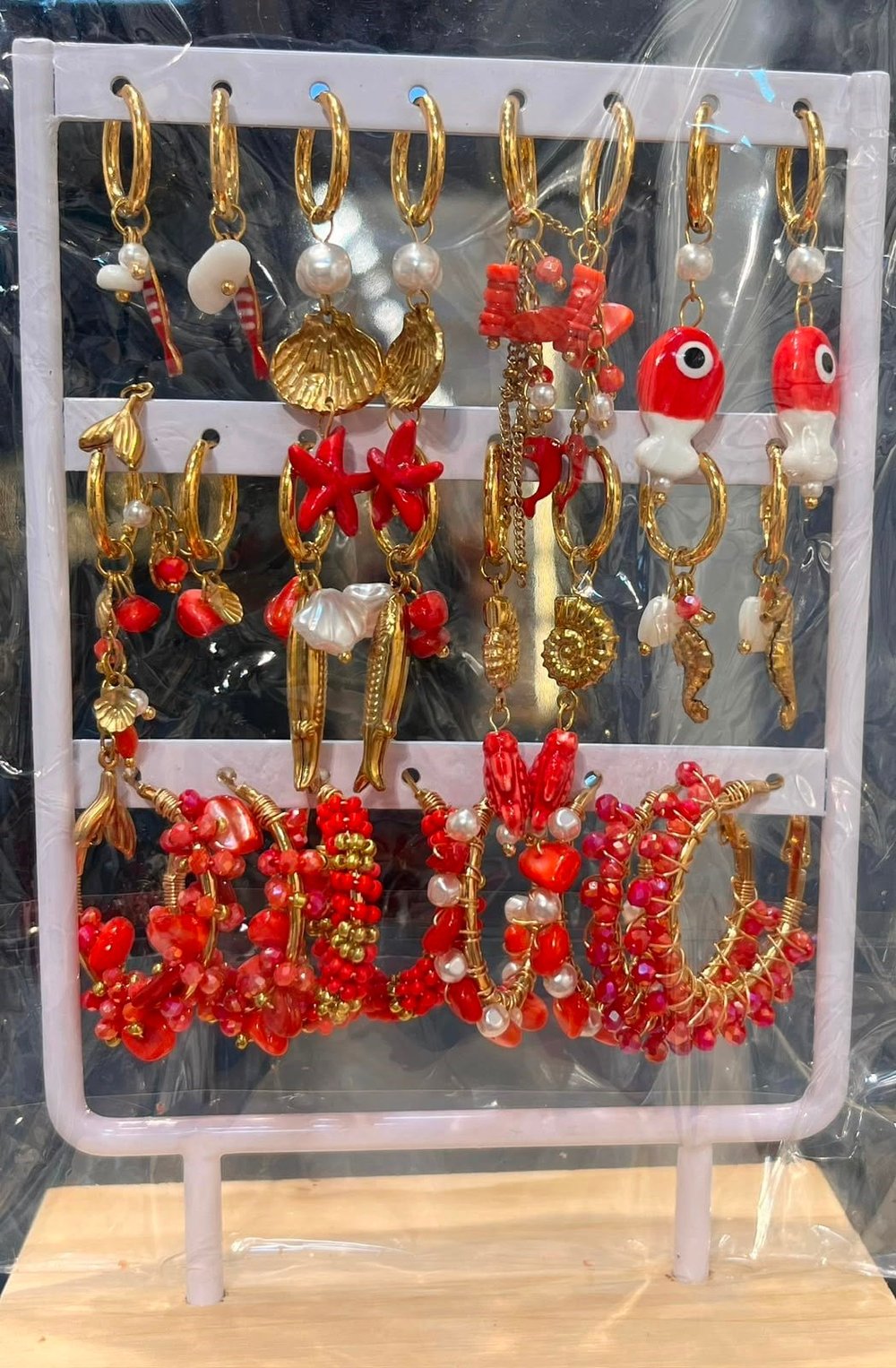 Çelik. Standlı  Küpe 
