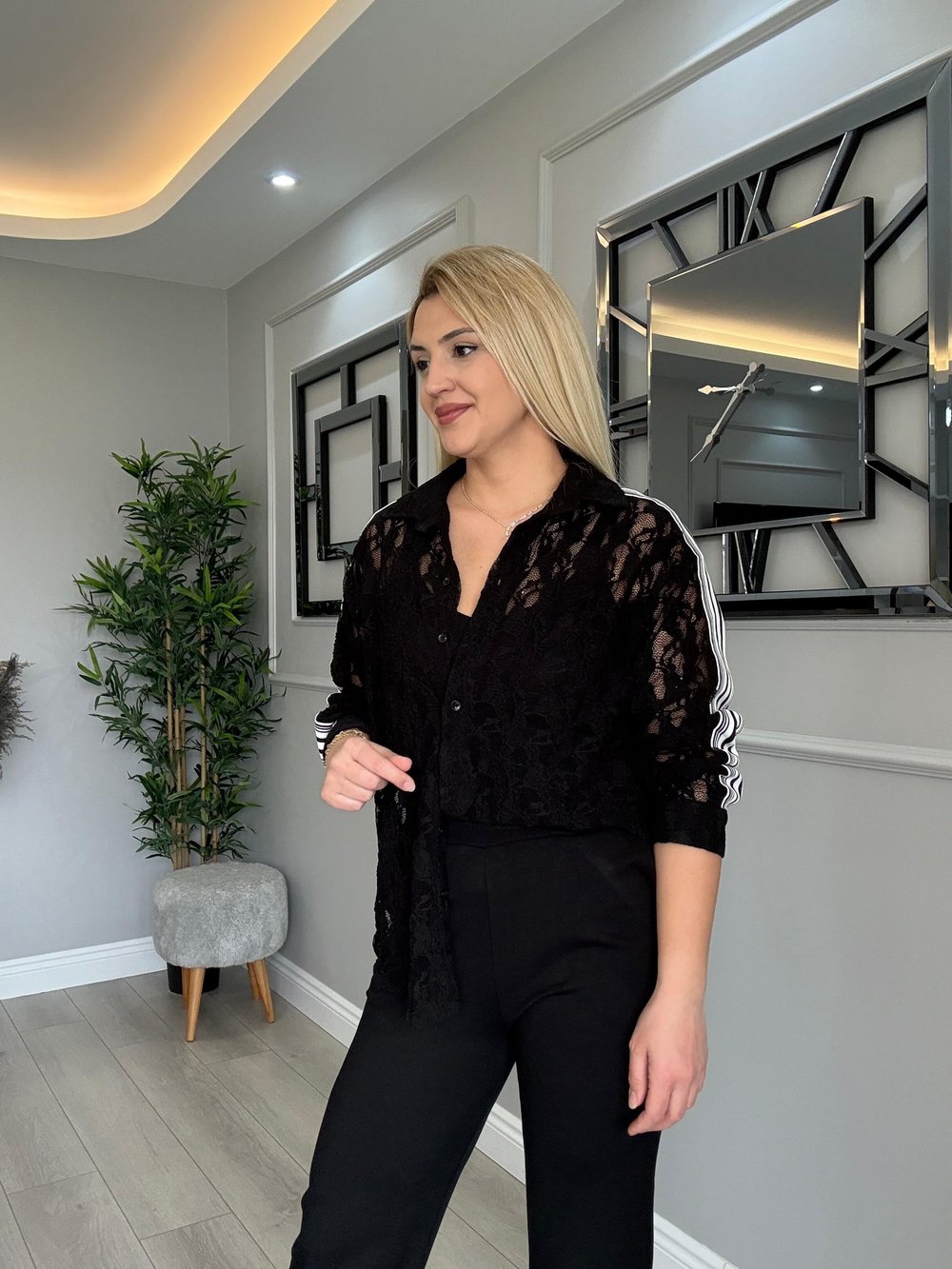 DANTEL GÖMLEKLİ, MODAL PANTOLON VE ATLETLİ 3LÜ TAKIM SİYAH
