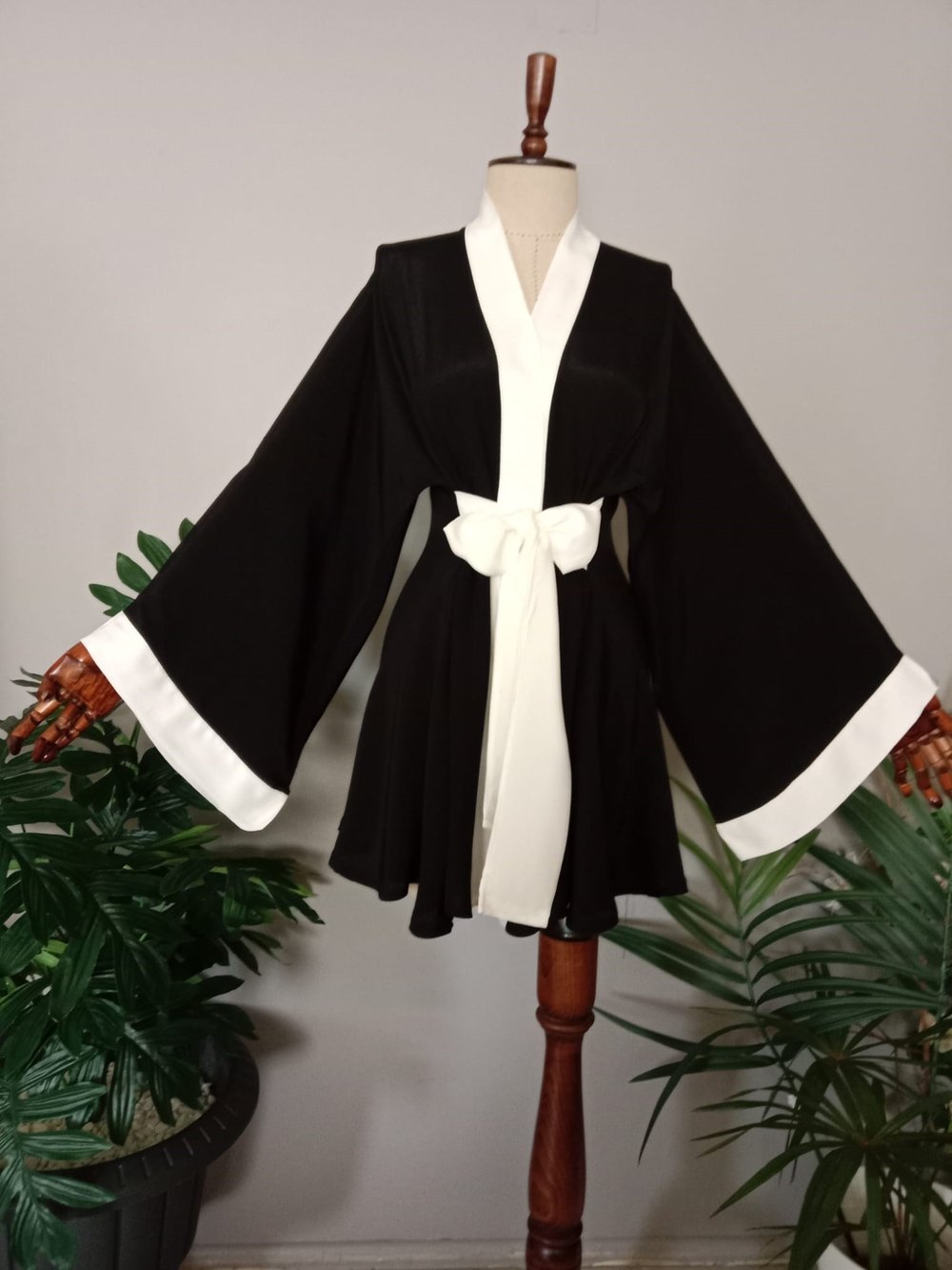 Kimono Kısa Maroken Krepten Özel Tasarım.