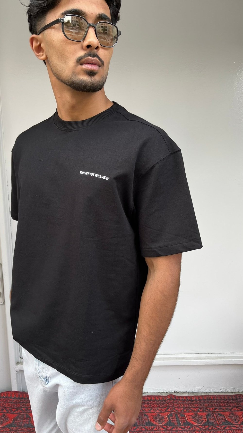 Essential Oversize Siyah T-Shirt