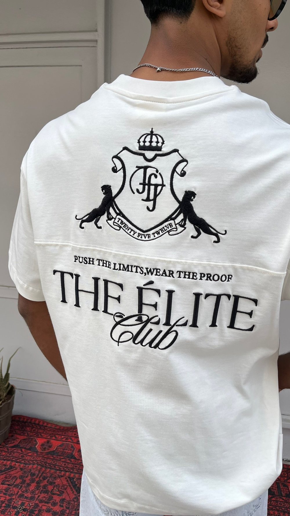 Elite Club Oversize Ekru T-Shirt