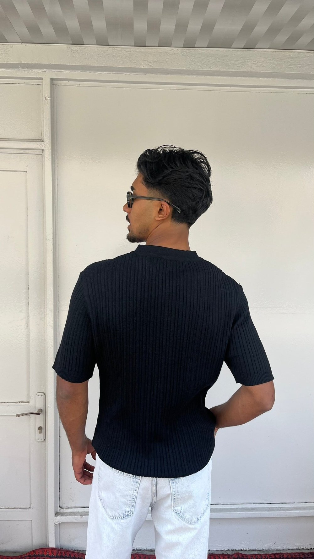 Casualment Noir Ribbed Triko T-Shirt
