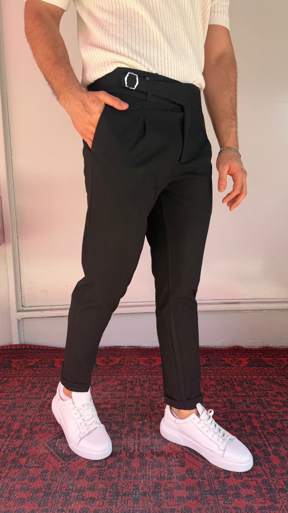 Siyah Tokalı Pileli Erkek Kumaş Pantolon