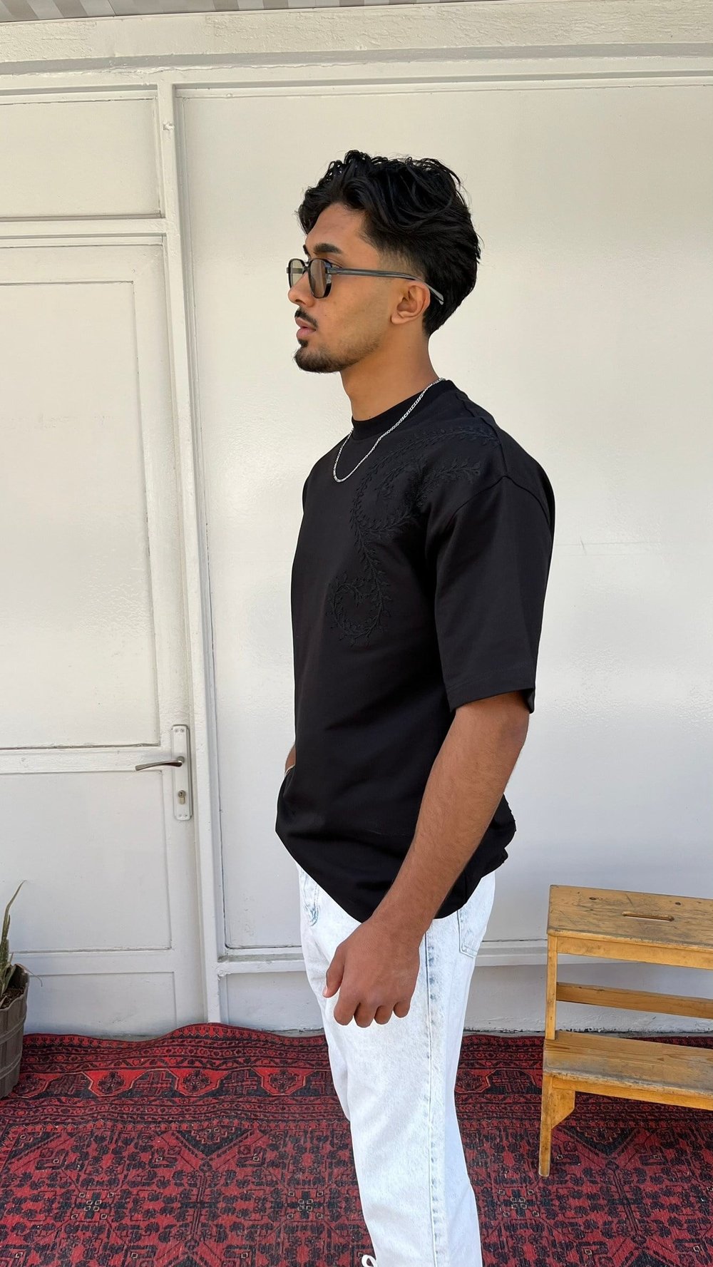 Casualment Monogram Nakış Oversize T-Shirt Beyaz