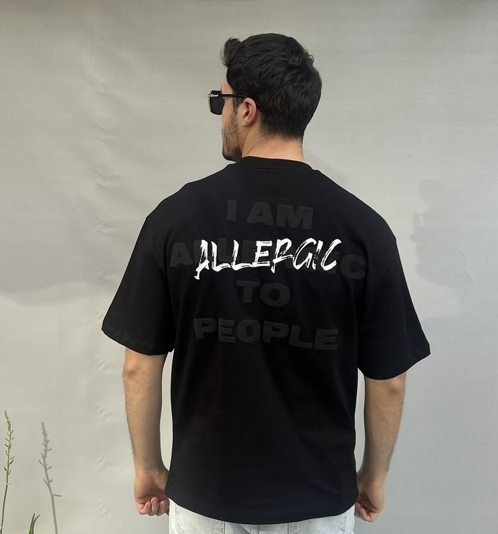 Allergic Oversize T-shirt