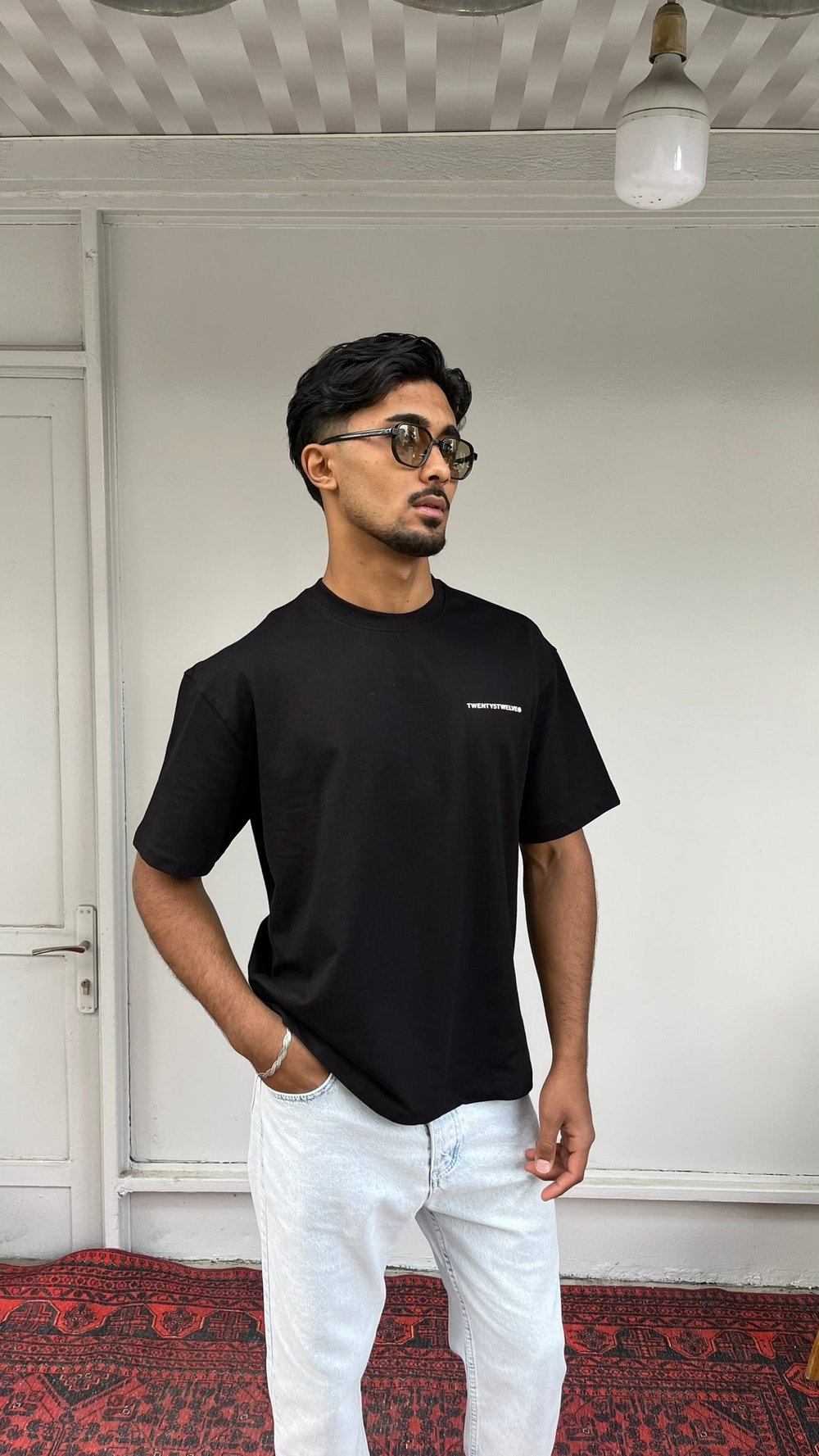 Essential Oversize Siyah T-Shirt