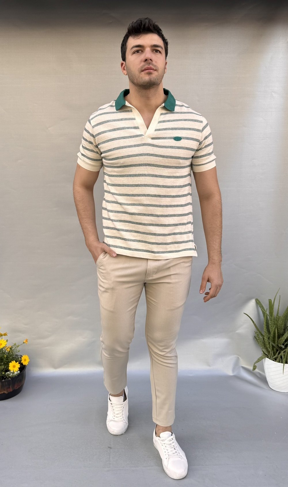 Çizgili Yakalı Triko T-shirt