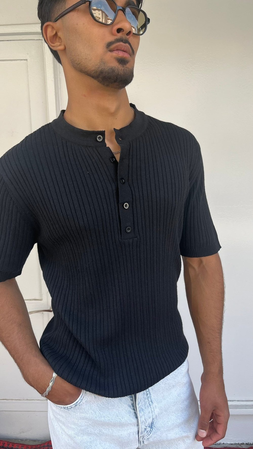 Casualment Noir Ribbed Triko T-Shirt