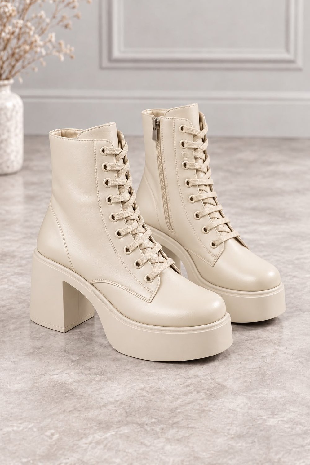 MELVIAN Kadın Bej Cilt Bağcıklı Fermuarlı İçi Kürklü 8 Cm Kalın Topuklu 3 Cm Platform Bot Bootie