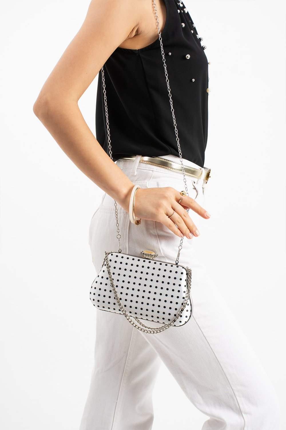 POLKIA Beyaz Saten Kumaş Puantiye Desenli Zincir Askılı Klips Kapamalı Clutch Çanta