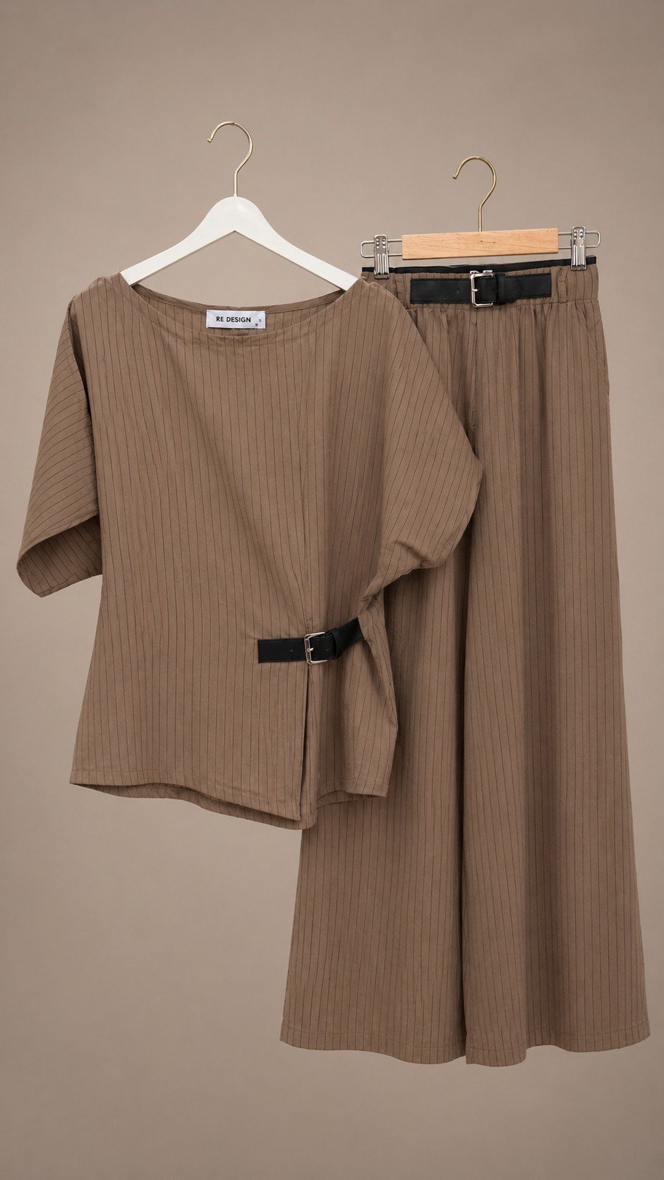 Kemer Detaylı çizgili pantalon takım