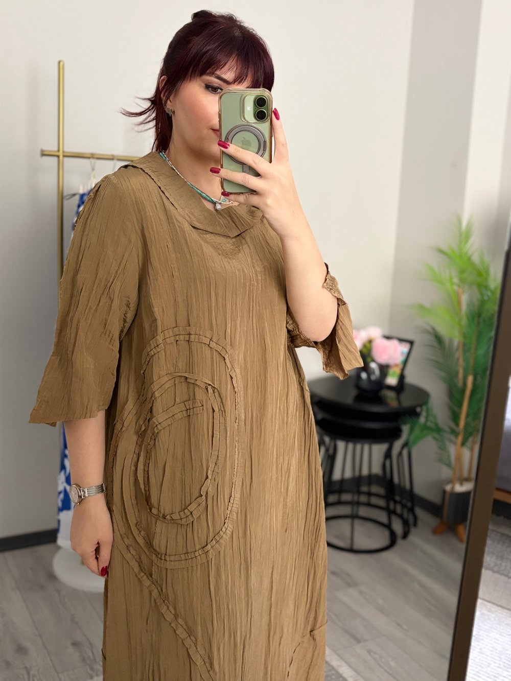 Kırışık kumaş midi boy elbise