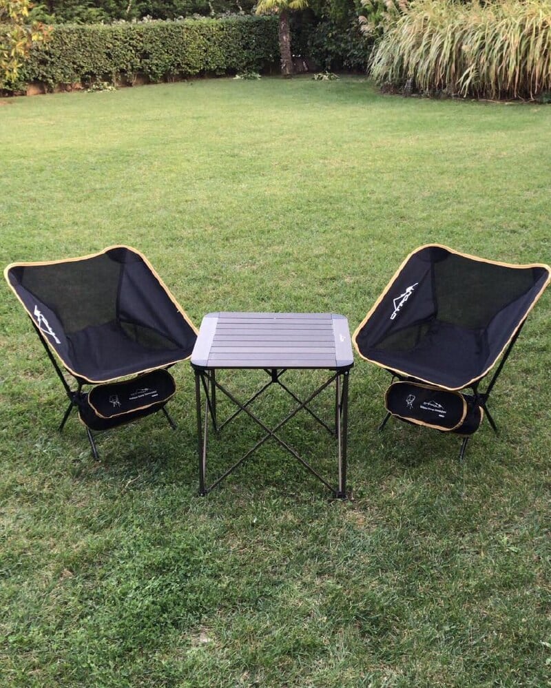 KÜÇÜK MASA + 2 PRATİK SANDALYE SET