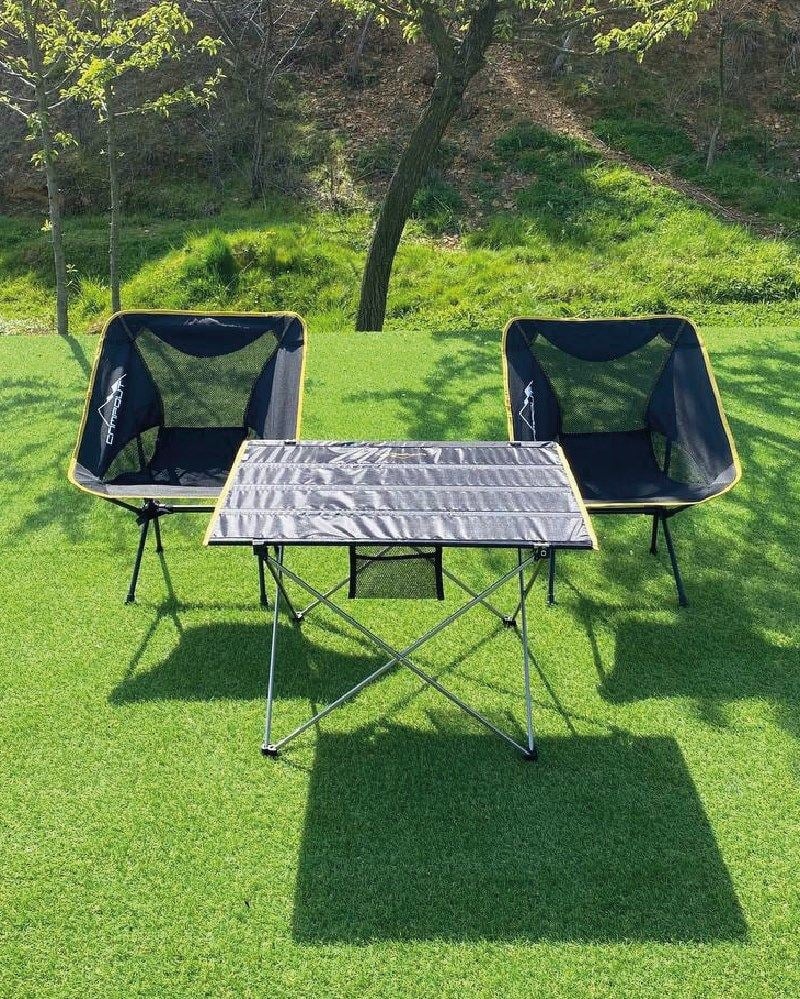 ULTRALIGHT MASA + 2 PRATİK SANDALYE SET