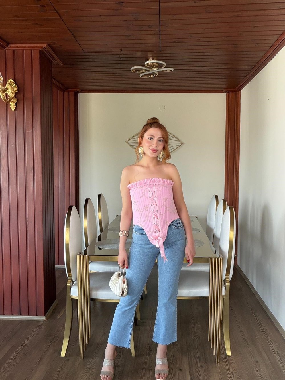 PEMBE BALENLİ KORSE BÜSTİYER