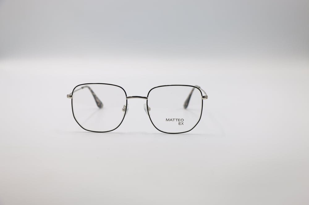 1005