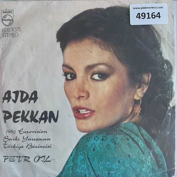ajda-pekkan-petroil-loving-on-petrol-t-11-891.jpg