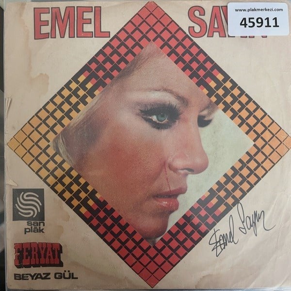 emel-sayin-feryat-beyaz-gul-tr45k-4591-0-4ecc.jpg