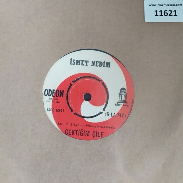 ismet-nedim-cektigim-cile-sevgi-ve-gur-ea4512.jpg