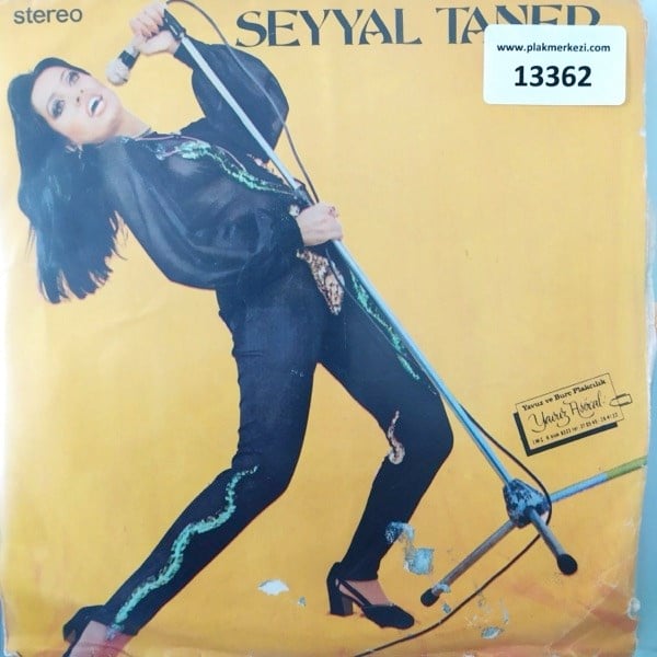 seyyal-taner-gulme-komsuna-seni-cok-oz--9999-.jpg