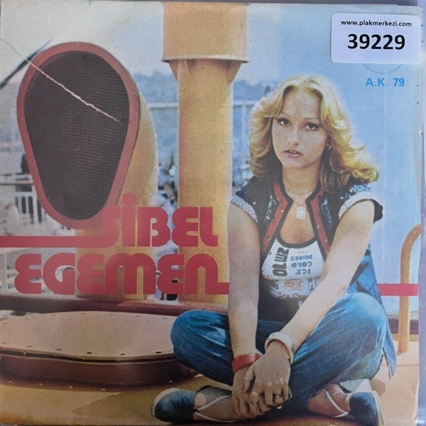sibel-egemen-hayrola-yenildim-sana-tr4-fce79-.jpg