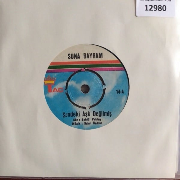 suna-bayram-sendeki-ask-degilmis-yalni-072-4c.jpg
