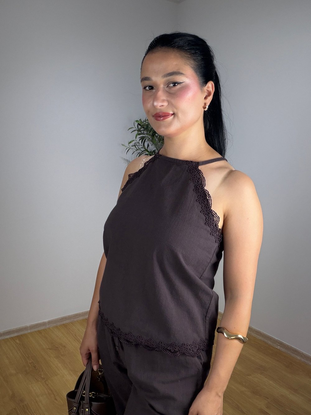 Acı Kahve Dantel Garnili Bluz