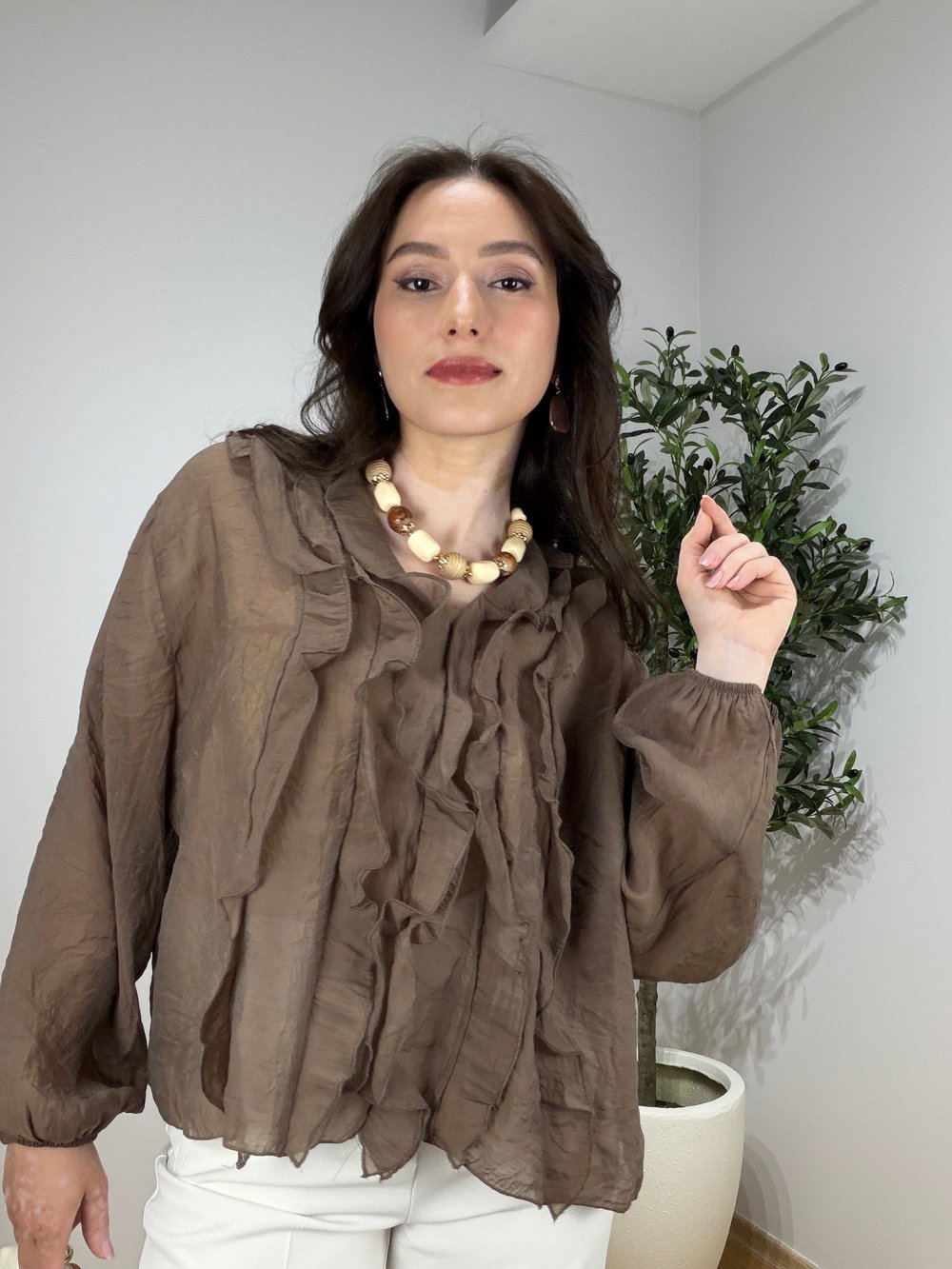 Fırfır Detaylı Tül Bluz-Kahverengi