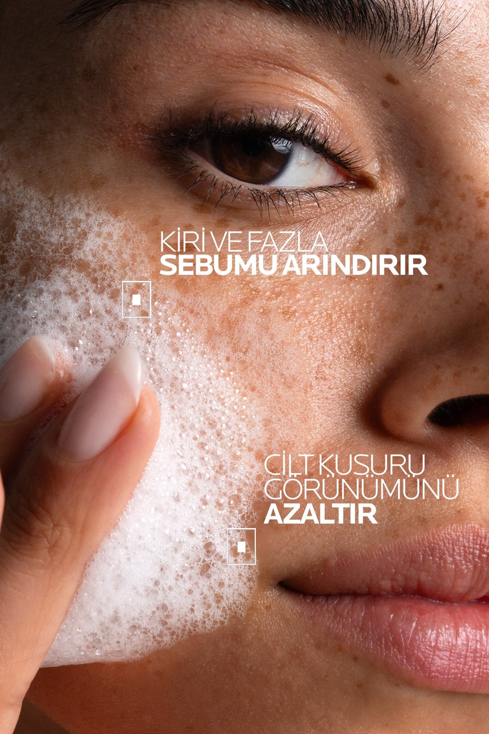 Yağlı ve Akneye Eğilimli Ciltler için Effaclar Yüz Temizleme Jeli 400 ml