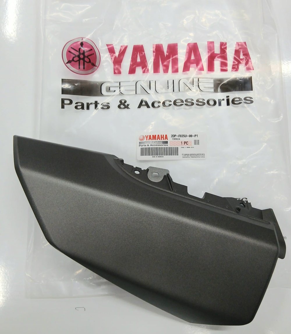 SOL SİNYAL ÜSTÜ KAPAK / YAMAHA ORİJİNAL YEDEK PARÇA / RENK İSE KONTROL EDİLECEK / YAMAHA / N-MAX / 125cc