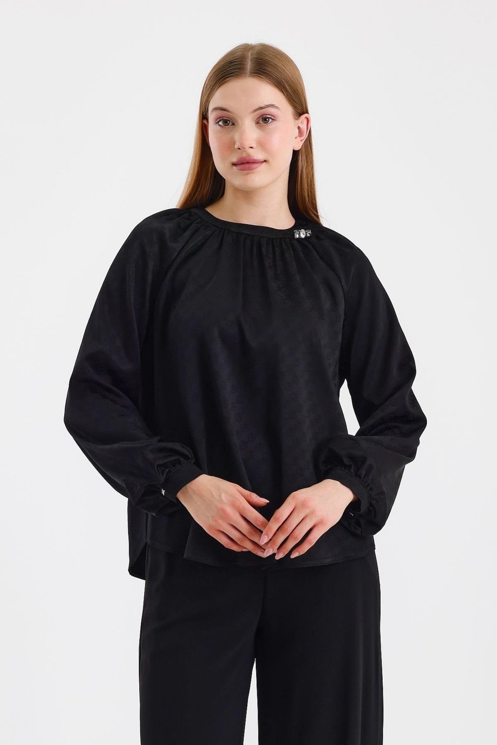 Jakarlı Aksesuar Detaylı Bluz Siyah Bluz 0118