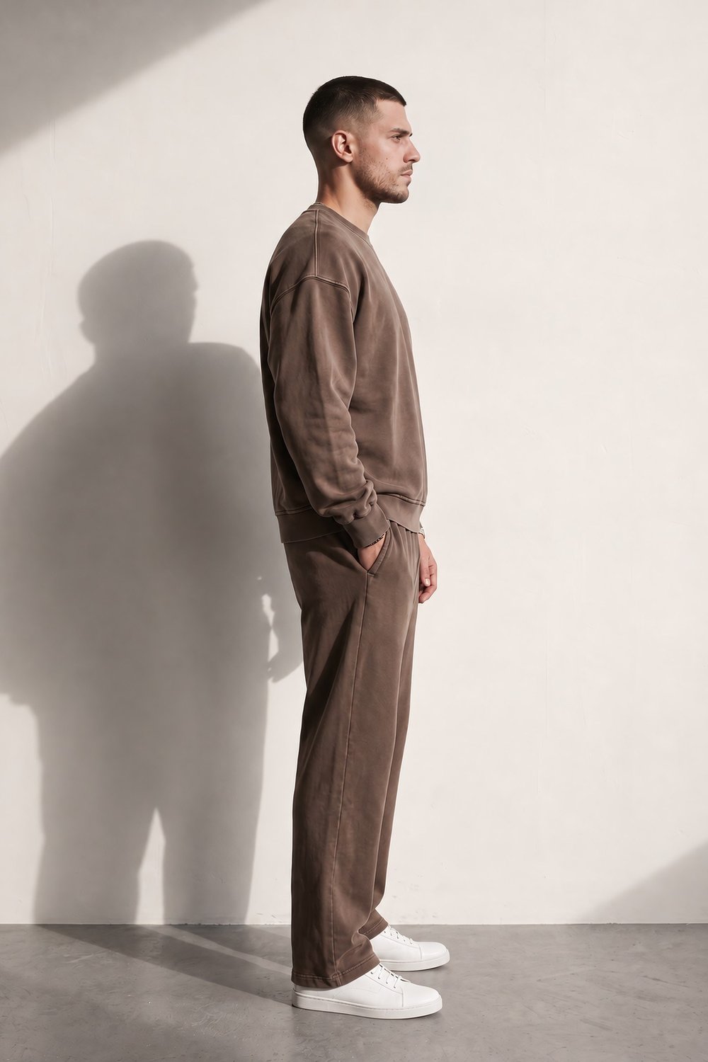 Yıkamalı Bisiklet Yaka Sweatshirt Kahve