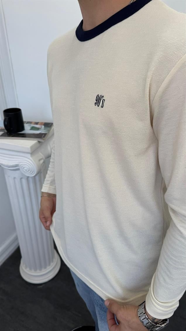 MR 90S Yazılı Bisiklet Yaka Sweatshirt Krem