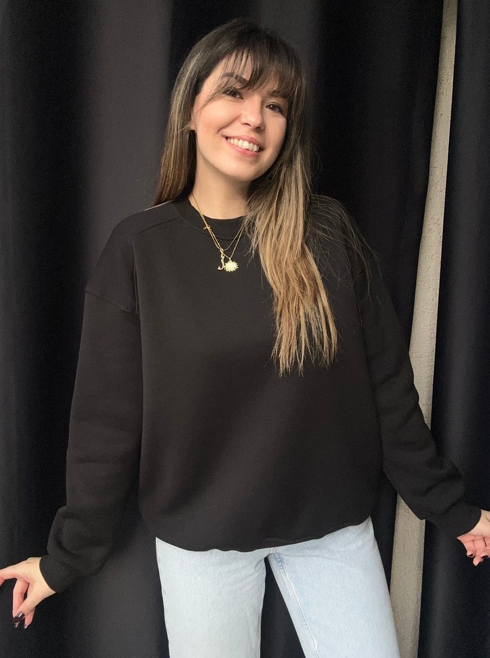 Omuz Dikiş Detaylı Siyah Oversiz Sweat