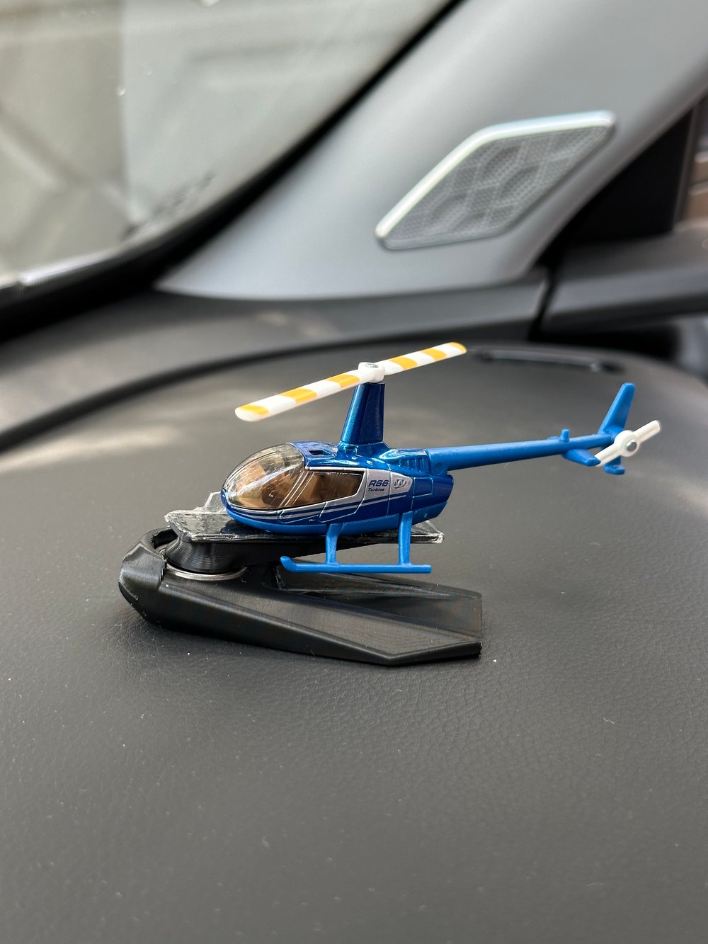 Robinson R66 Turbine Metal Gövdeli Model Helikopter Torpido Drifter Seti Torpido Süsü