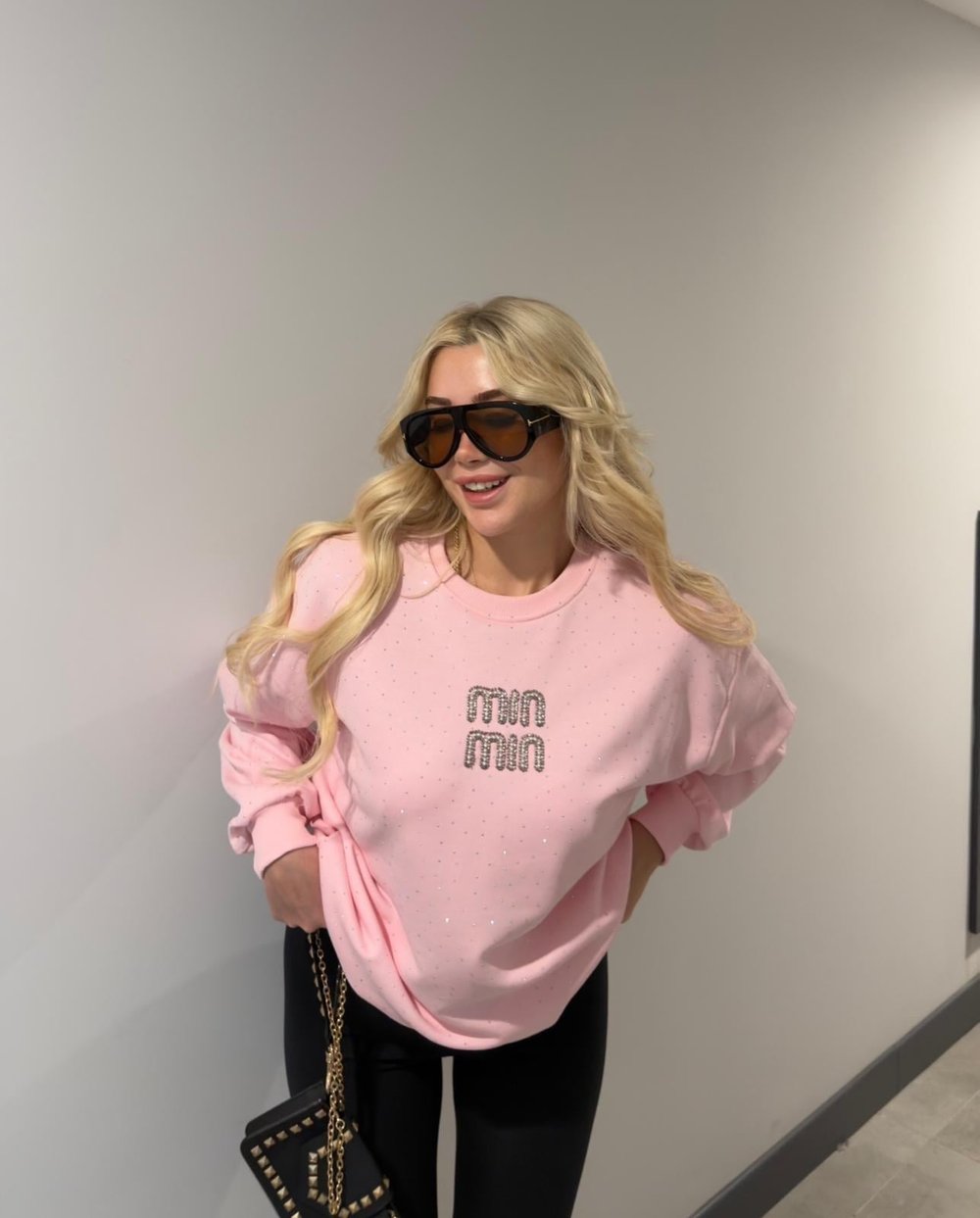 TAŞLI Mİ SWEAT PEMBE