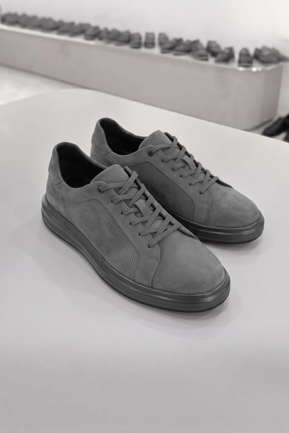 Karaden 1943 Erkek Hakiki Nubuk Deri Gri Sneaker & Spor Ayakkabı