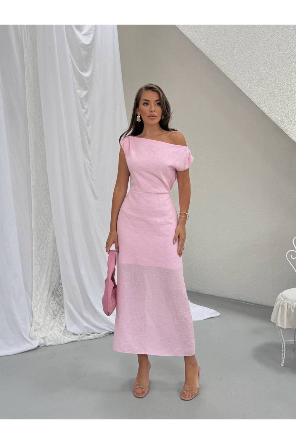 Premium Kayık Yaka Drape Detaylı Midi Elbise