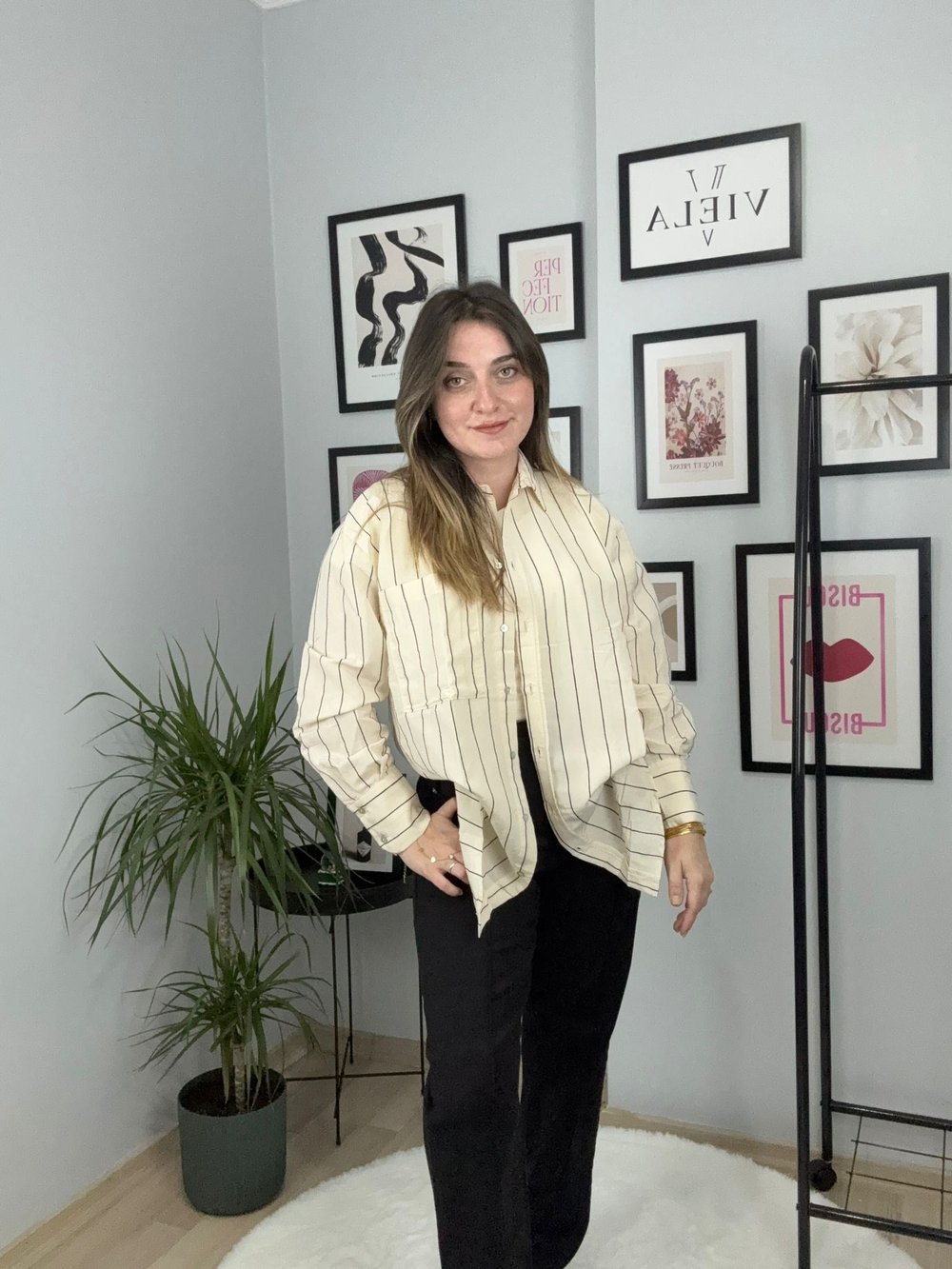 Siyah Çizgili Oversize Gömlek